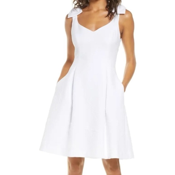 Lilly Pulitzer Dresses & Skirts - NWT Lilly Pulitzer Linnet Stretch Dress Resort White Size 6